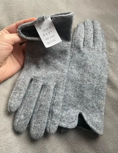 A New Day Gloves 