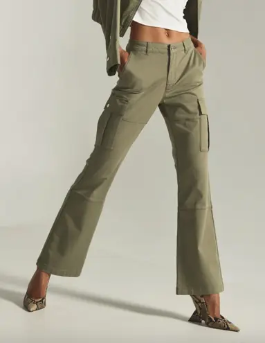 7Diamonds Nellie Cargo Pants Olive Green Flare Size 30