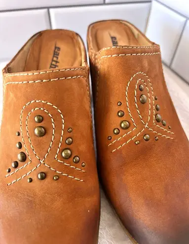 EARTH Mendon Nubuck Leather Brown Heeled Mules 7.5B Women's Shoes Western Clogs Tan Size 7.5