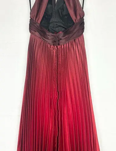 Betsy and Adam Betsy Adam Vintage Halter Ombre Maxi Gown Size 6 Satin Pleated Maroon Whimsigoth