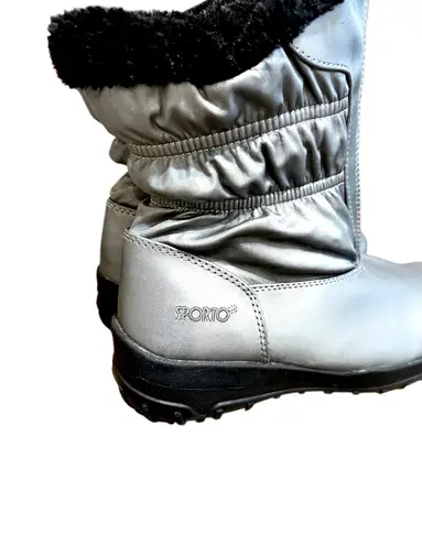 Sporto Salley Women’s Fur Lined Lug Soles Zip Up Snow Boots