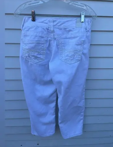 Maurice's Maurice’s white cropped jeans