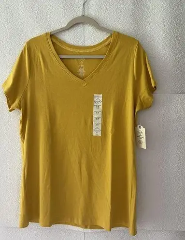 st. john's bay  Women's Size 0X  V-Neck Short Sleeve T-Shirt Modern Gold