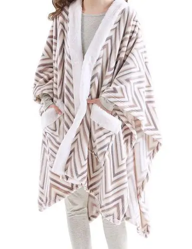 Charter Club Cozy Plush Wrap 50 x 70 Tan Chevron Throw