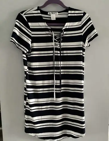 Short sleeve dress