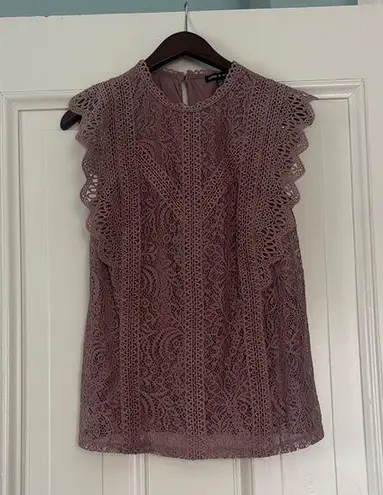 Cable & Gauge Pink Ruffled Sleeveless Blouse