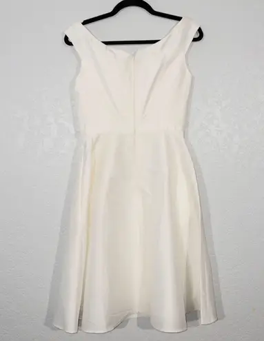 Alfred Sung NWT  Snow White Off The Shoulder Cocktail Dress Size 4