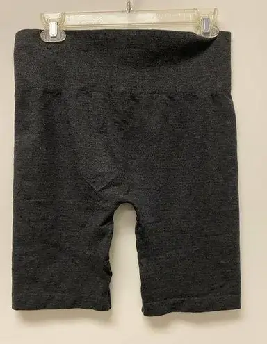 Feathers Maternity Biker Shorts OS Black High Waist Spandex Casual Soft Comfort Size undefined