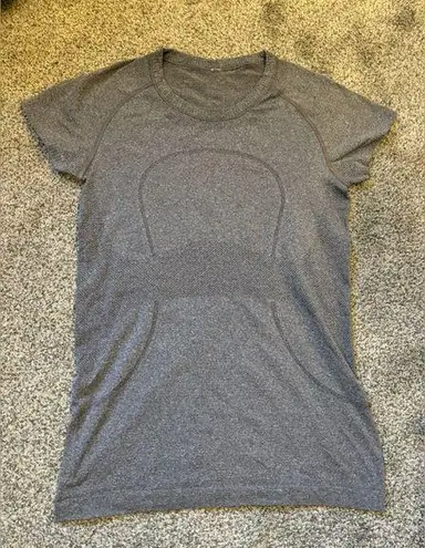 Lululemon  Swiftly Tech Tee