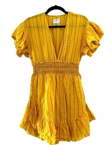 Saylor Adrianne Ruffled V-Neck Metallic Striped Gold Mini Dress Sz S
