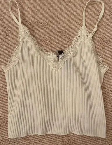 Francesca's White Lace Cropped Tank top 