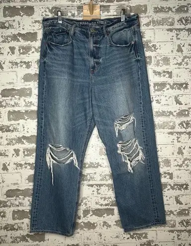 American Eagle  | womens 90’s boyfriend denim jeans distressed