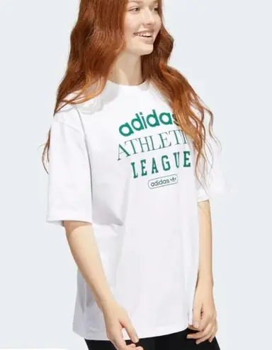 Adidas  T-Shirt NWT Retro Luxury White/Green Oversized Trefoil Original Womens XS