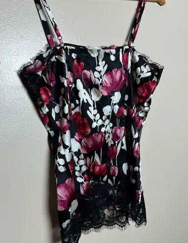 White House | Black Market SALE! Black Floral WHBM Lace Silk Cami Size S EUC