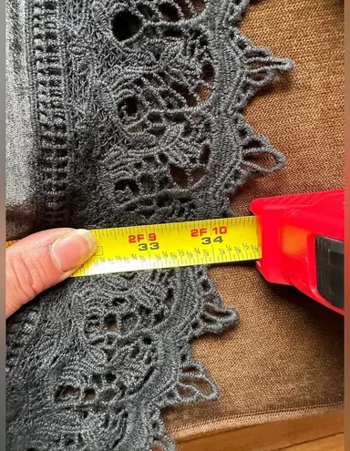 Kimi & Kai Gray Soft Stretch Fabric W Lace Neckline Bottom Maternity SZ S No Tag