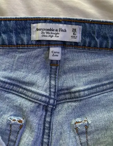 Abercrombie & Fitch The 90s Straight Ultra High Rise Curve Love 28