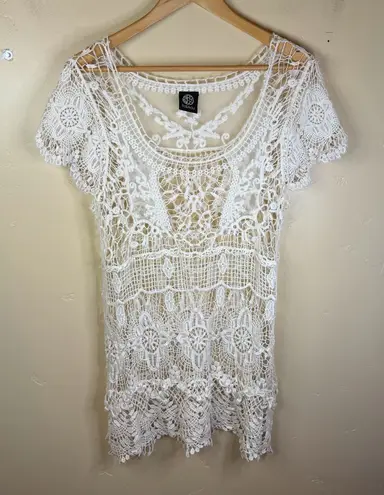 Bobeau Size Medium White Lace Crochet Swim Cover Up Mini Dress Beautiful Detail