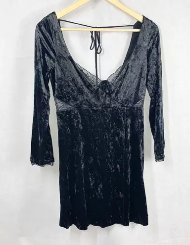 Free People  Kay Velvet mini dress in black