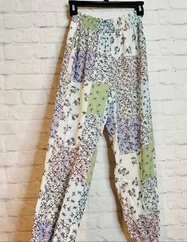 Boutique NEW Floral Patch Pants