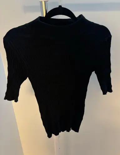 Elie Tahari Ribbed Smocked Fitted Black Sweater