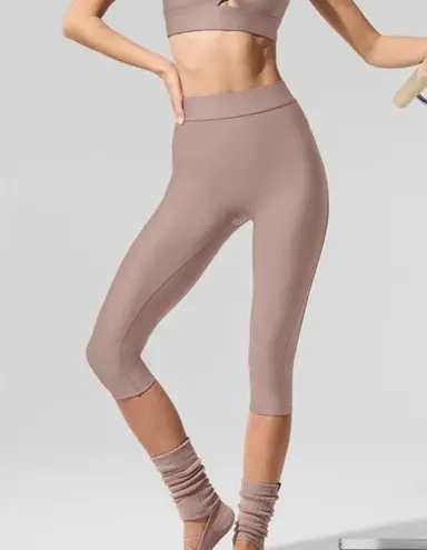 Alo Yoga  Mesh High Waist Capri Airlift Just Right Size M Brown