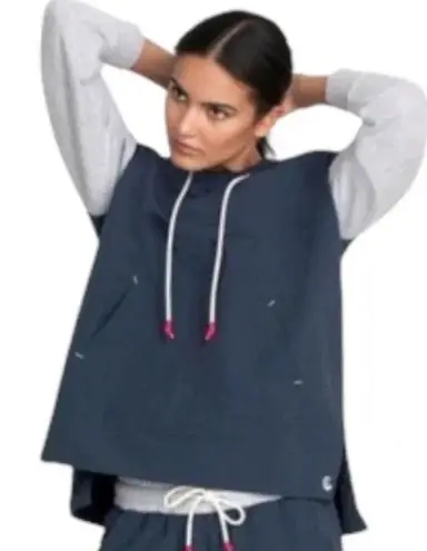 Johnny Was New. Calme by hooded pullover jacket. Retails $178. Small