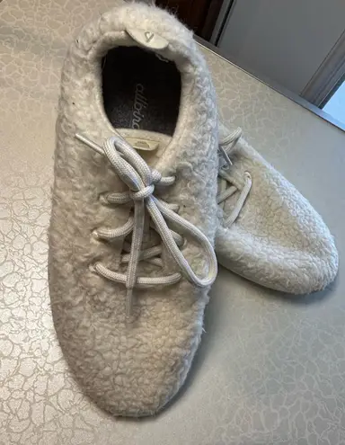 Allbirds | Women's Wool Runner Go - Fluff sneakers. Size: