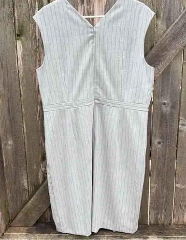 Ann Taylor NWT  V Neck Midi Dress Bi-Stretch Grey Pinstripe Size 16