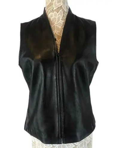 Mixit Vintage lambskin black leather lined V neck vest, zipper closing size 12T