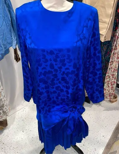 Vintage 80’s blue floral silk drop waist Pat Argenti giant bow tie pleated dress Size 8