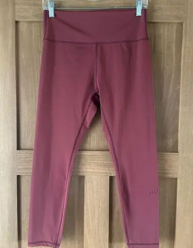 Zyia Active Berry Red Pear Moon Brilliant Hi-Rise 7/8 24" size 14-16