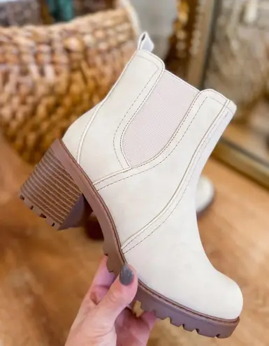 Soda Nude Chelsea Lug Sole Ankle Boot