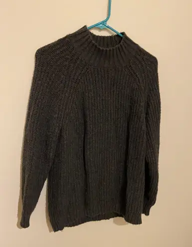 Universal Threads Sweater