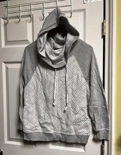 Miss Chievous 025-006 Hoodie Womens M Gray Lace Crochet Over Front Casual