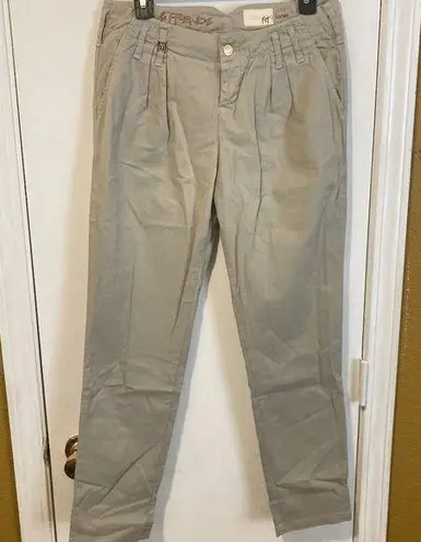 MET Chino & Friends women's size 27 tapered & pleated button fly pants 30x28