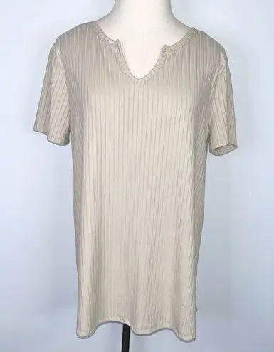 White Birch Light Beige Tan V-Neck Striped Short Sleeve Top Small