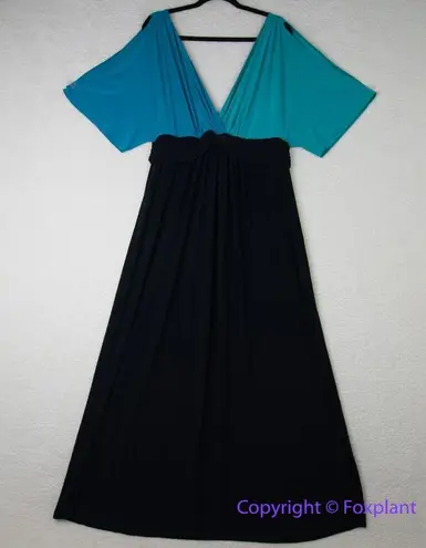 Kiyonna Cold Shoulder Deep V