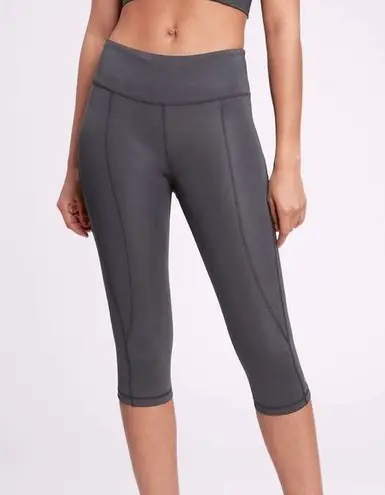 GapFit Women’s High Rise Crop Leggings in Sculpt Compression size Small