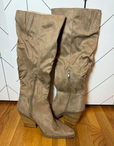 Charles by Charles David Womens 9.5 Beige Suede Knee High Slouchy Heeled Boots