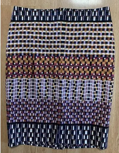 Lord and Taylor  Lined Multicolor Pencil Skirt Size 6 Back Zipper & Back Leg Kick