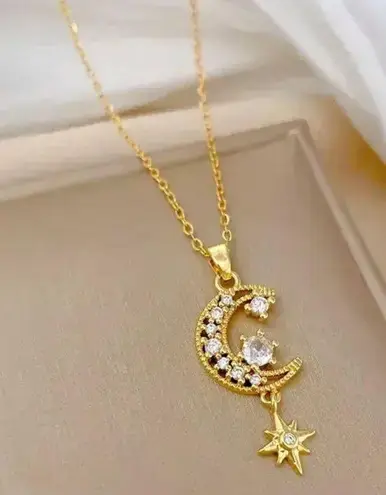 Star Moon Titanium Steel Copper Hollow Out Bracket Gold