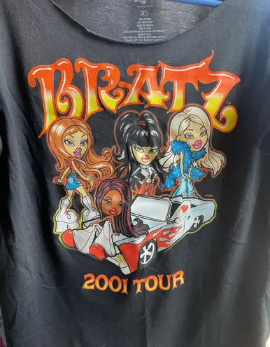 Bratz 2001 Tour Black Graphic cropped short sleeve tee Size XS