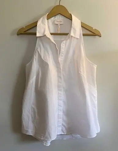 Laundry by Shelli Segal  White Button up Tank Top