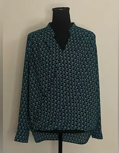 Ro & De - Cross Front Blouse Black with Blue Raindrop‎ Design High Low Hem Size S
