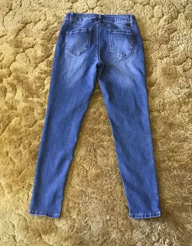 1822 Denim Adriana distressed jeans