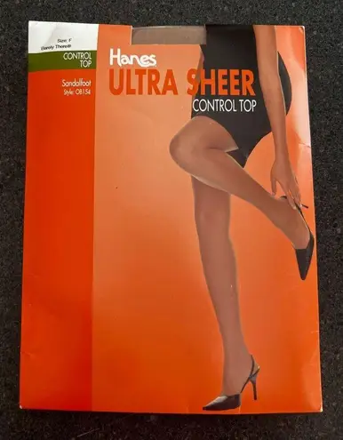 Hanes  Size "F" ULTRA SHEER CONTROL TOP Pantyhose BARELY THERE Sandalfoot