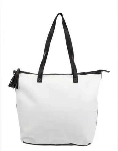 Walter Baker NWT Carly Bag, Canvas Vegan Leather Tote, New w/Tag Retail $198