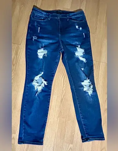 Judy Blue NWOT plus ladies distressed dark wash denim skinny boyfriend fit 15/32 - Image 1