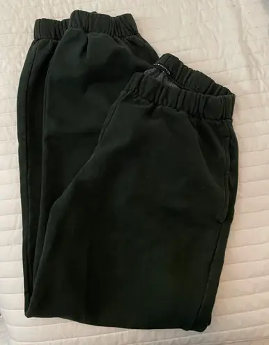 Brandy Melville Green Rosa Sweatpants