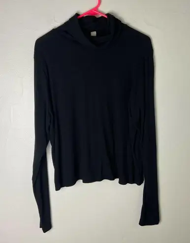 Old Navy  UltraLite Performance Cropped Ribbed Turtleneck Long Sleeve Black XL